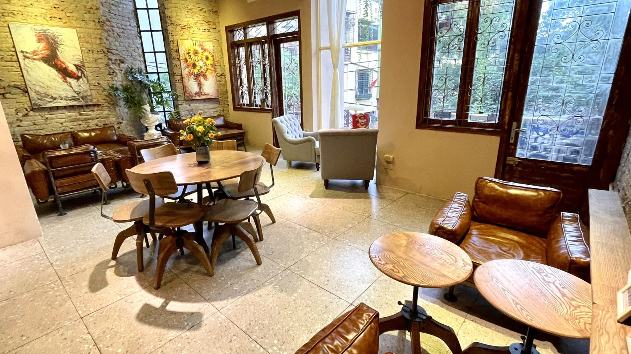 Quán cafe đầy năng lượng và thư giãn
